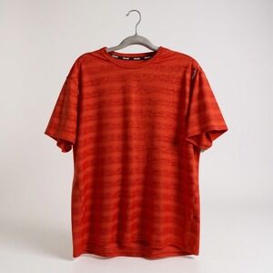 Reebok Mens XL Red Textured Performance T-Shirt With‎ Logo Band Athletic Workout